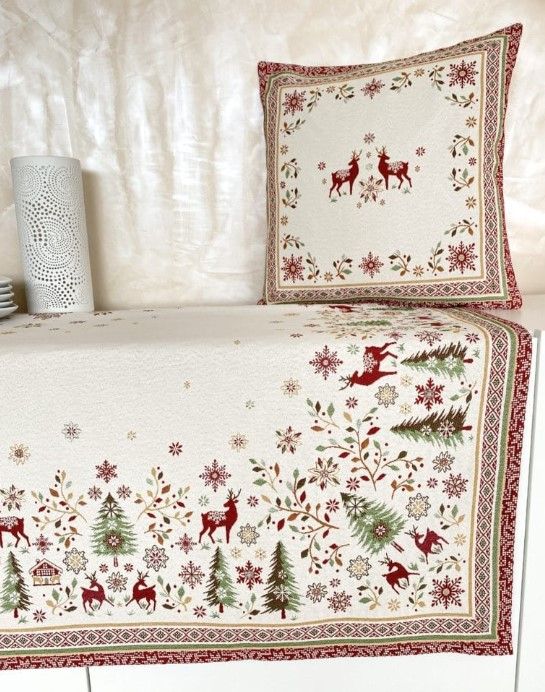 Tissus Toselli Jacquard  staltiesė VALLEE Rouge Vert 140x140 